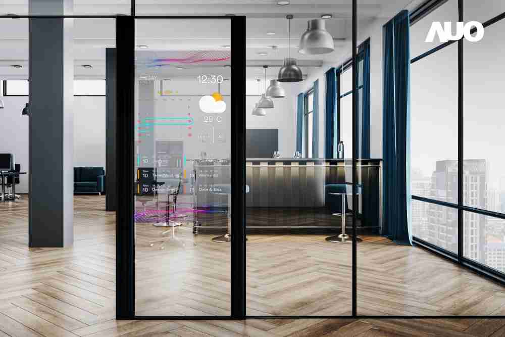 尊龙集团致力于研发低能耗之绿色产品，，，如低能耗发光组件Micro LED显示技术，，，，具高透明、、、、可无限拼接的特性，，可依需求调整并延伸应用于不同场域，，，包括汽车侧窗或家庭玄关、、智慧橱窗、、商业展示等